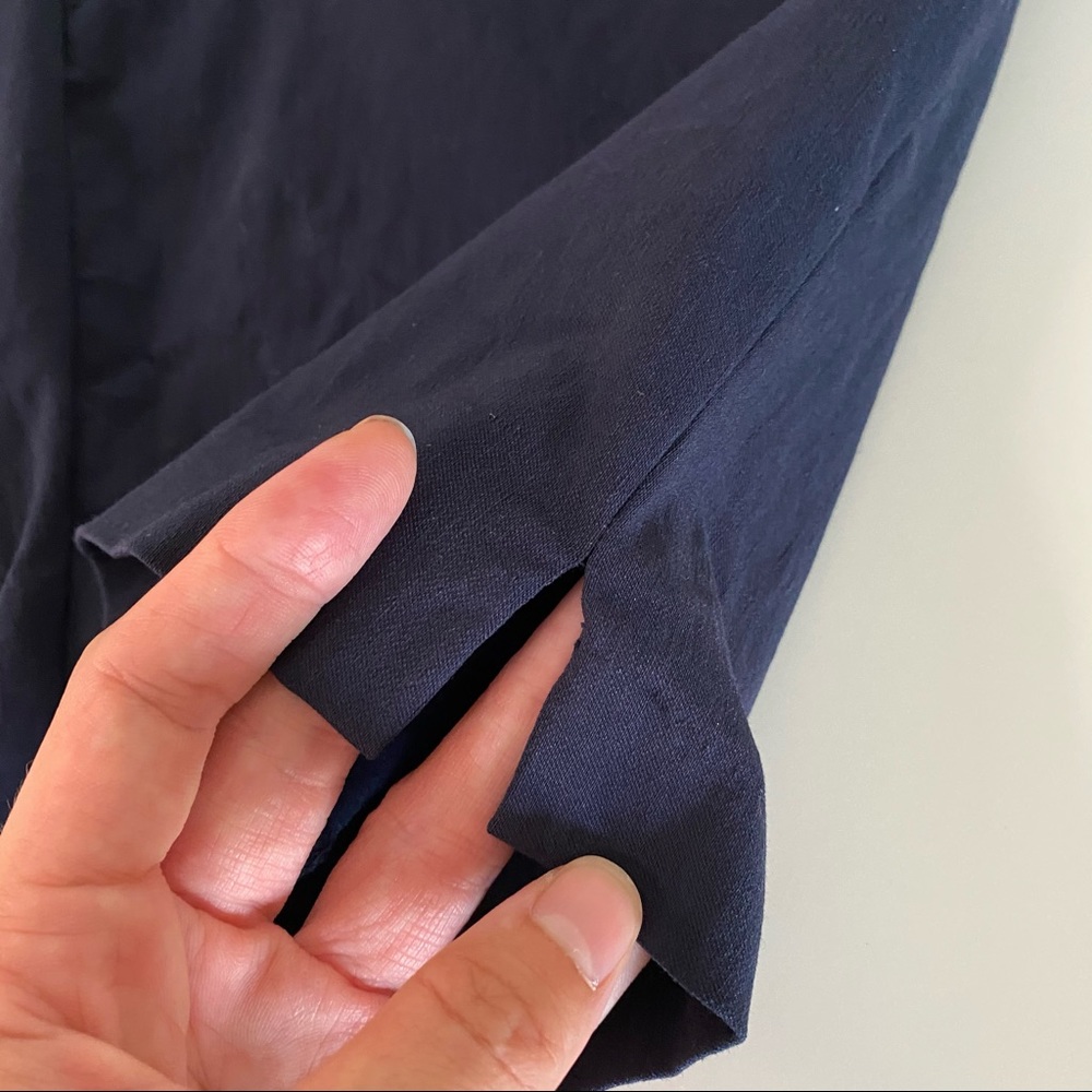 Attyre New York Navy Blue Midi Length Shorts Woman's Size 4 - Picture 4 of 8